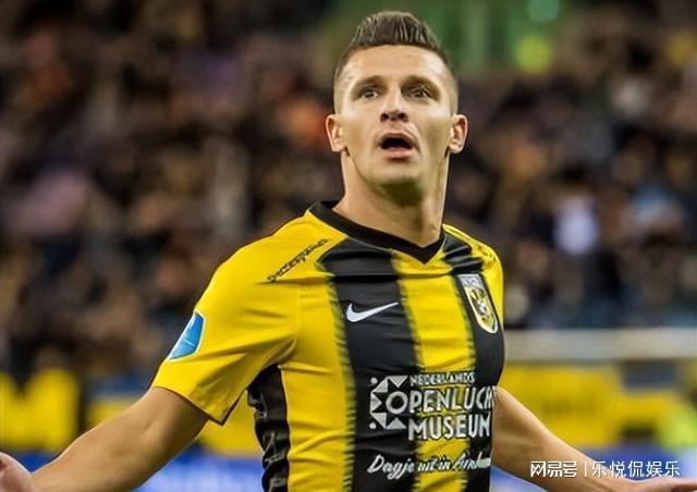 两支豪门球 两支豪门球