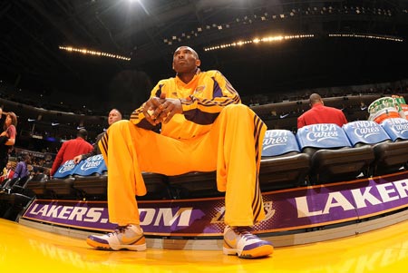 而出令人震 而出令人震