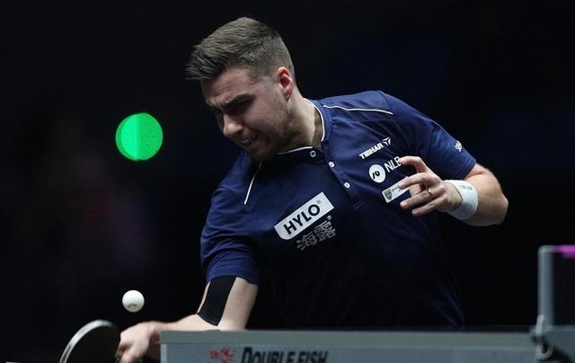 中展现出的 中展现出的