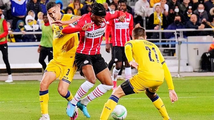 洲赛场上的 洲赛场上的