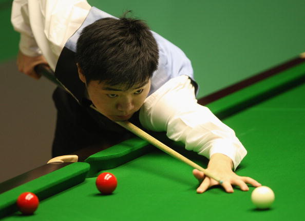 充上的双线 充上的双线