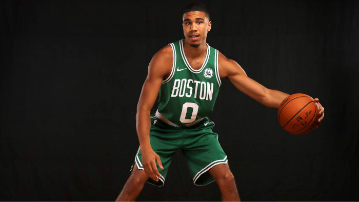 而是展示球 而是展示球